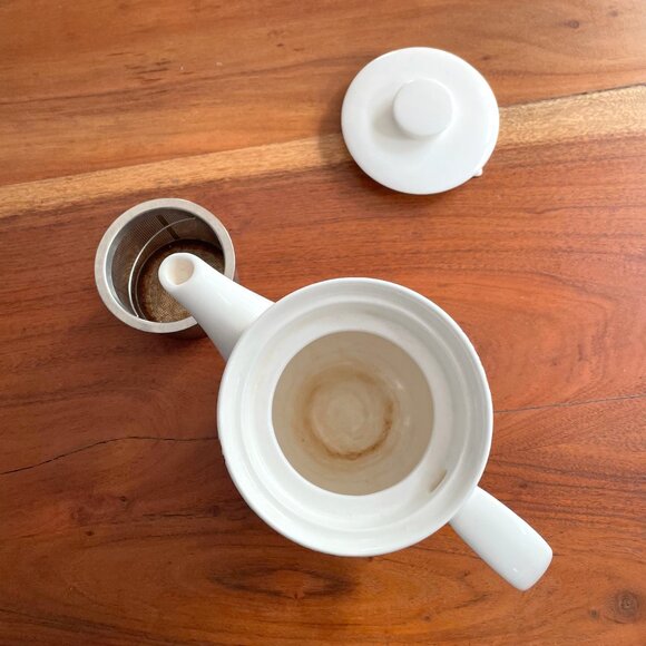 David’s Tea Porcelain Teapot Gold & Mint Leaf Design - Picture 3 of 4